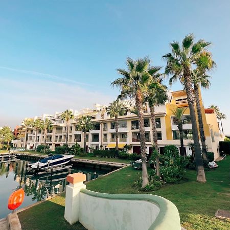 Sotogrande Alboaire- Waterfront Luxury 4 Bedroom Apt In The Marina Of Sotogrande Kültér fotó