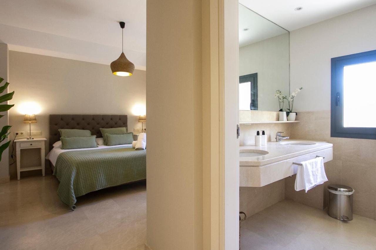 Sotogrande Alboaire- Waterfront Luxury 4 Bedroom Apt In The Marina Of Sotogrande Kültér fotó